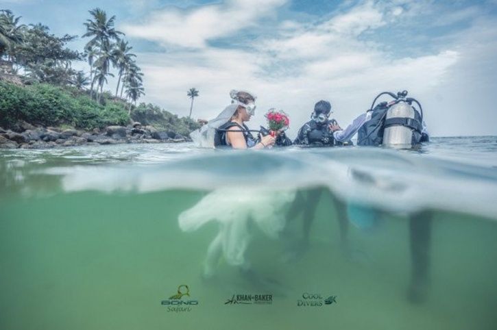 underwater wedding